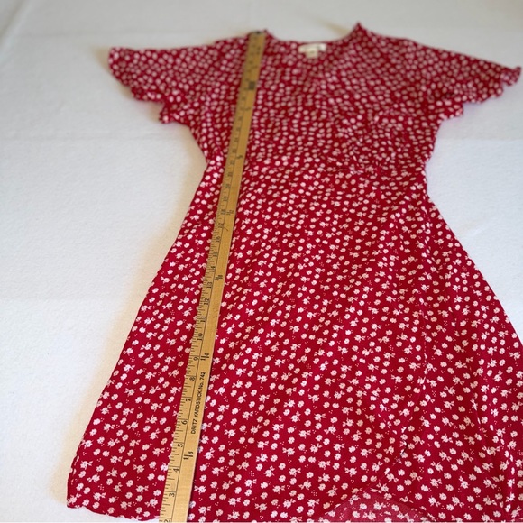 Monteau Red Faux Wrap Mini Dress with White Floral Print - Picture 14 of 14